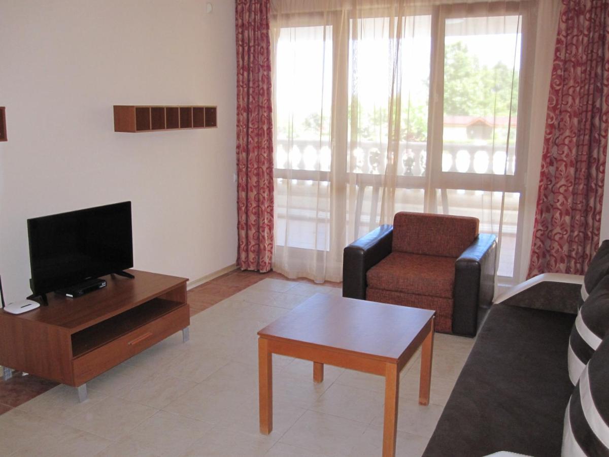 Byala Palace Apartments Exterior photo
