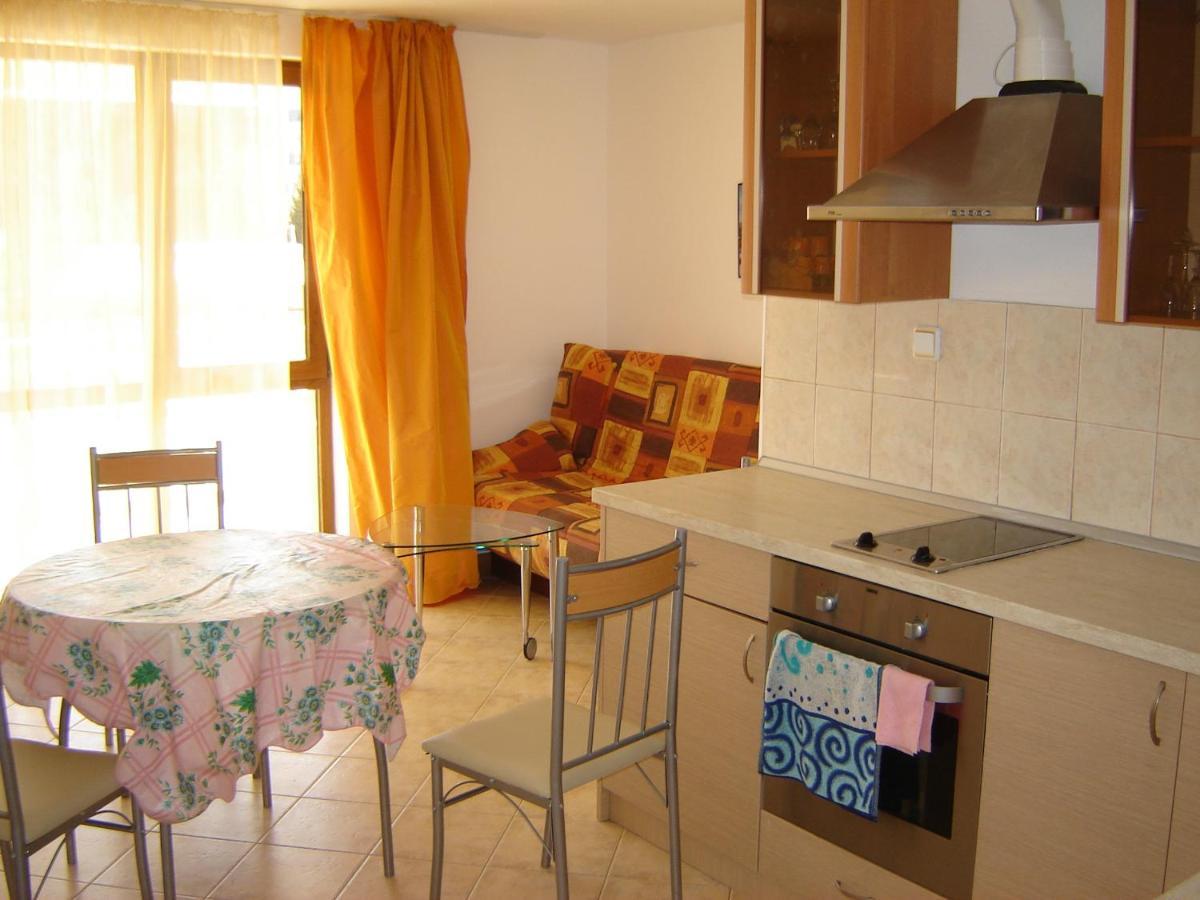 Byala Palace Apartments Exterior photo