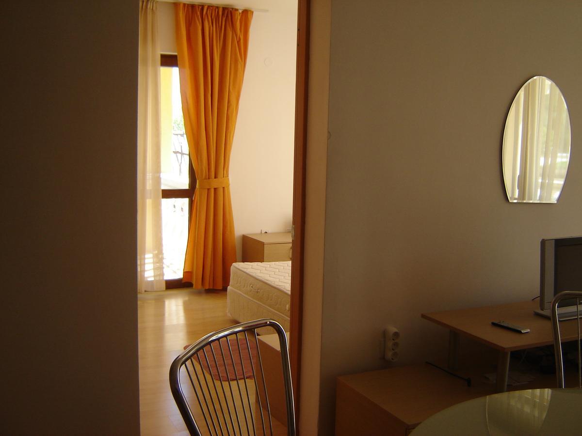 Byala Palace Apartments Exterior photo
