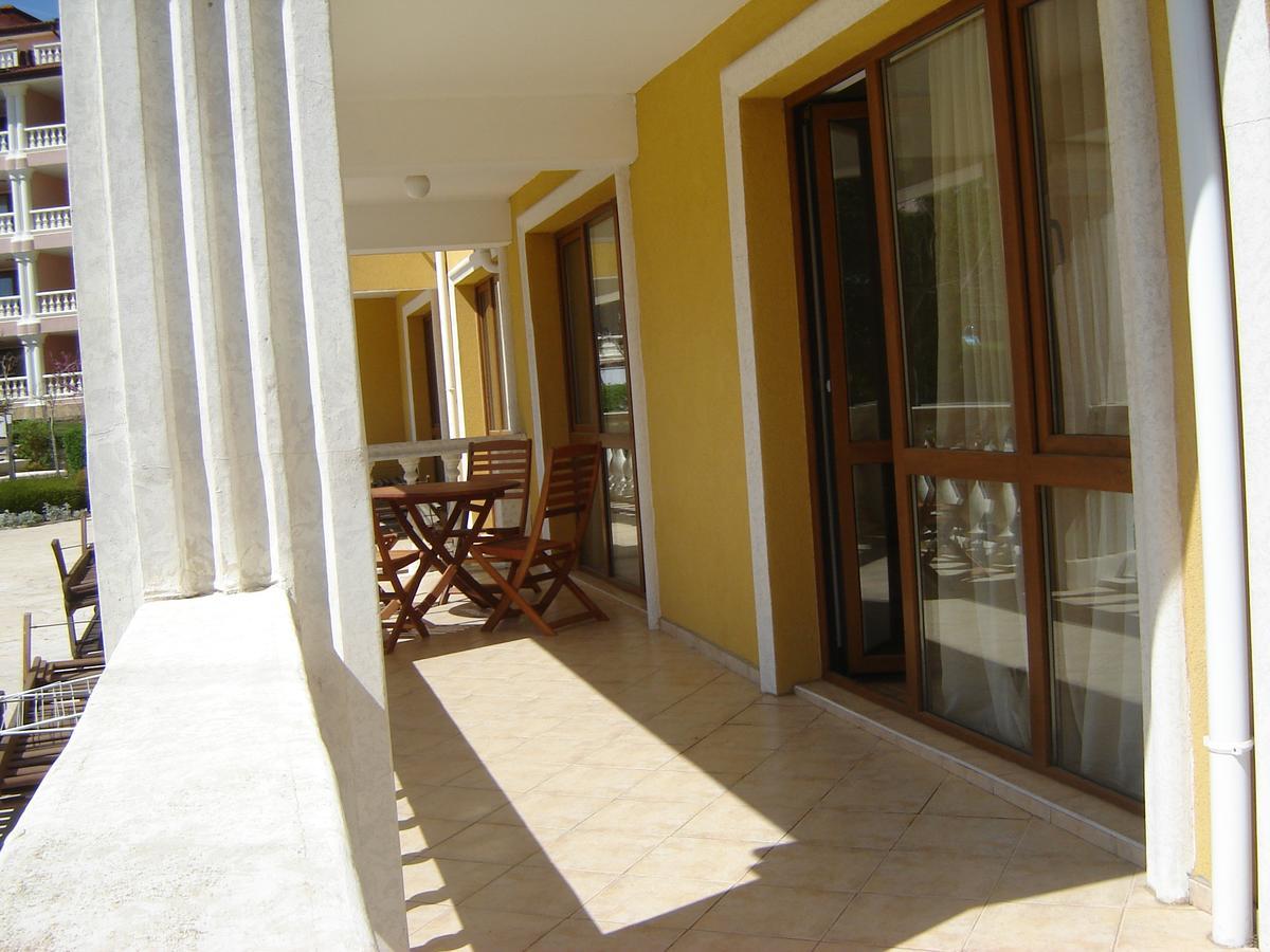Byala Palace Apartments Exterior photo