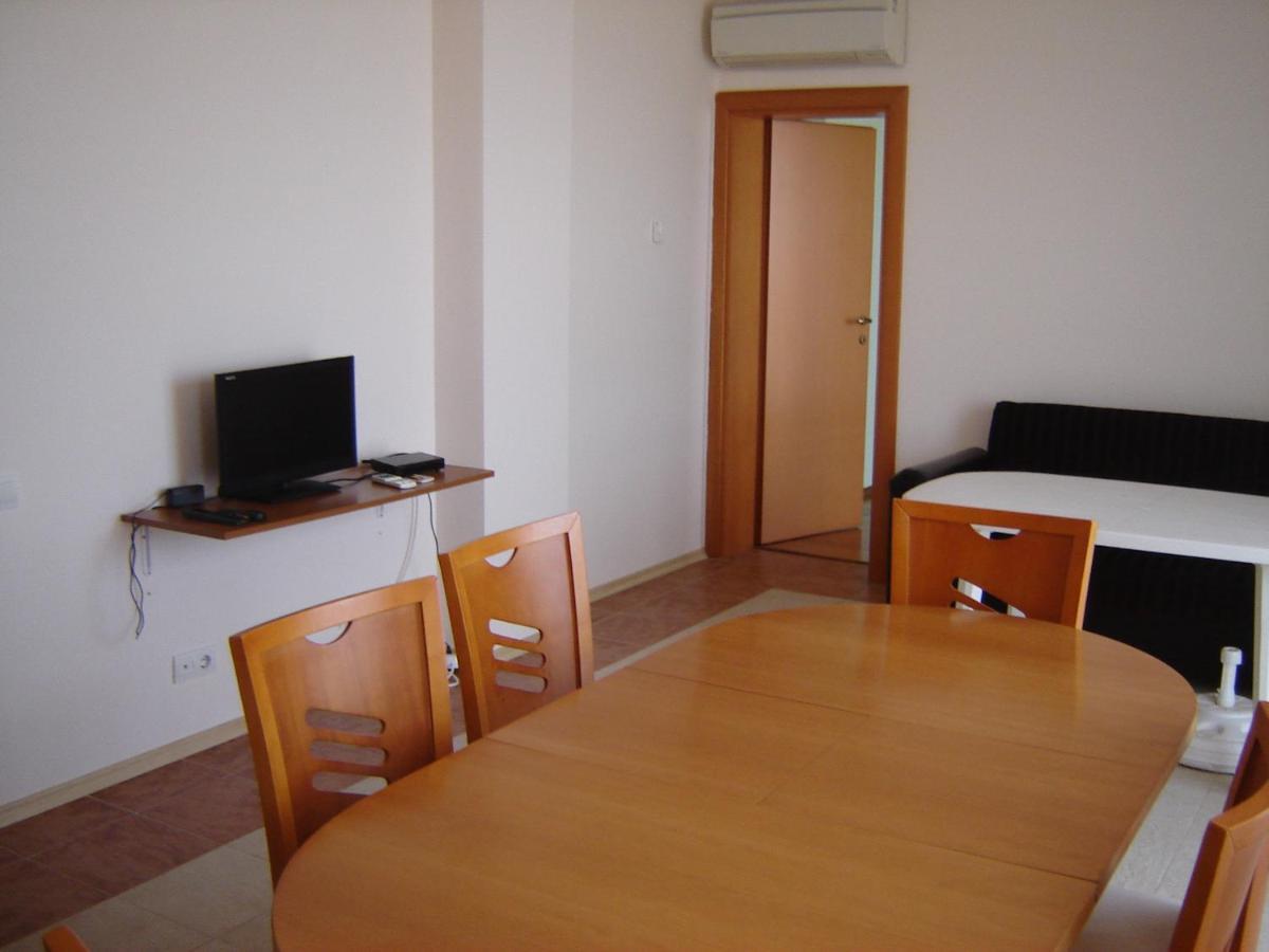 Byala Palace Apartments Exterior photo