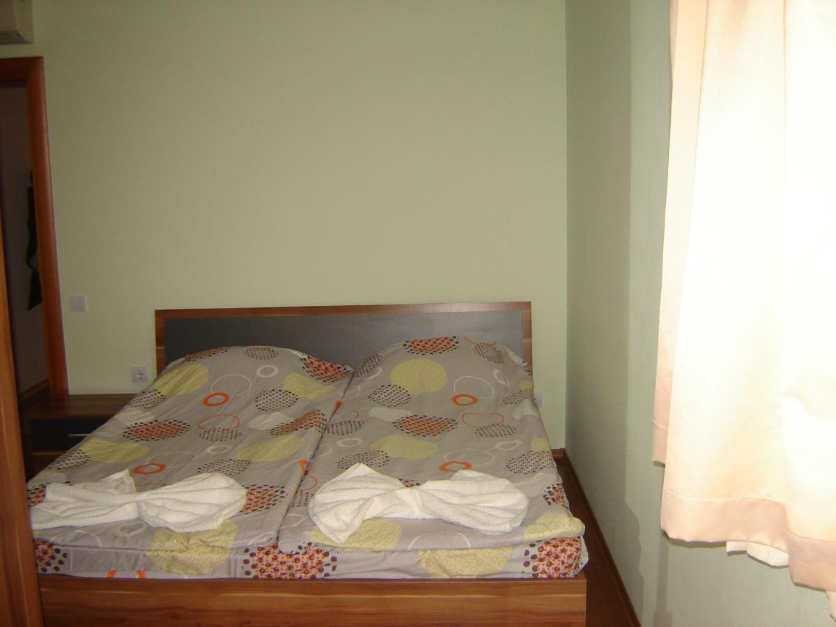 Byala Palace Apartments Exterior photo