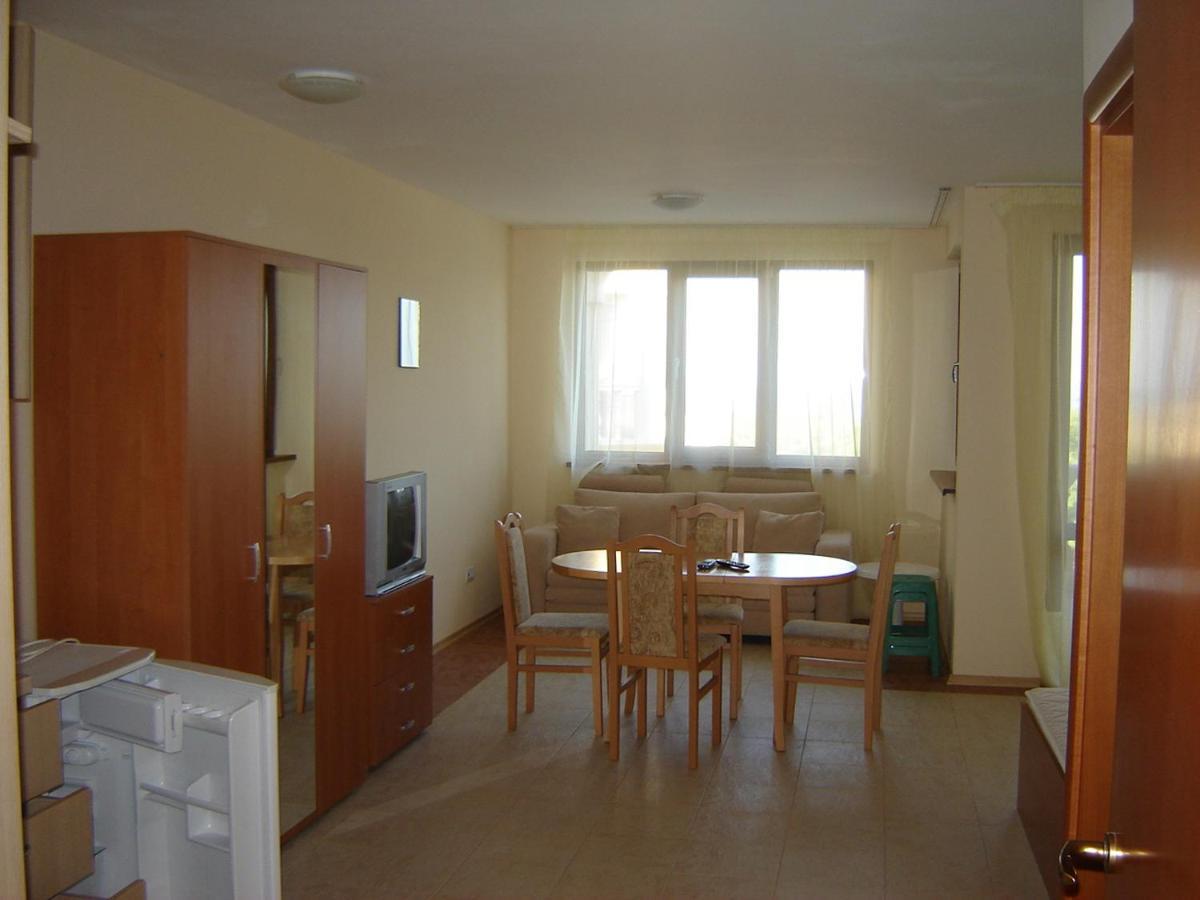 Byala Palace Apartments Exterior photo