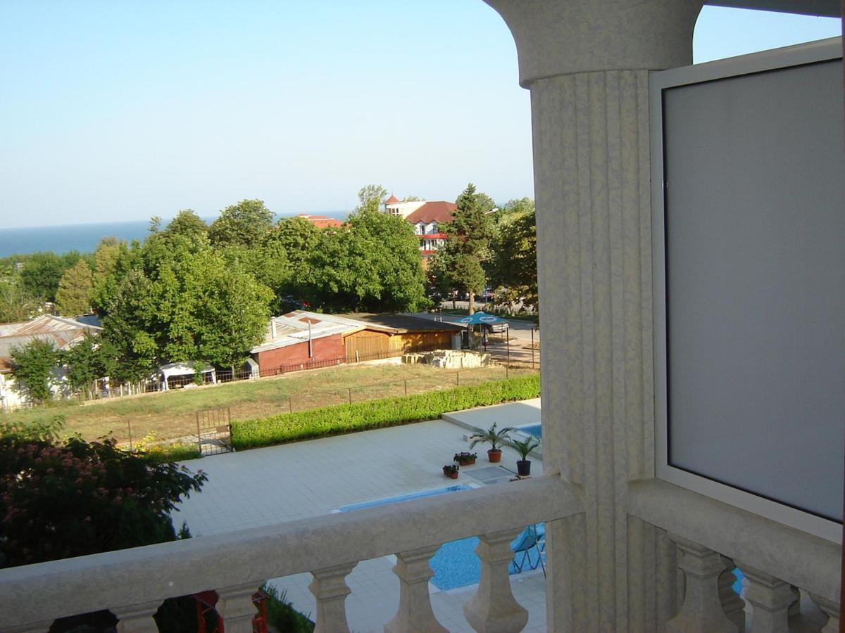 Byala Palace Apartments Exterior photo