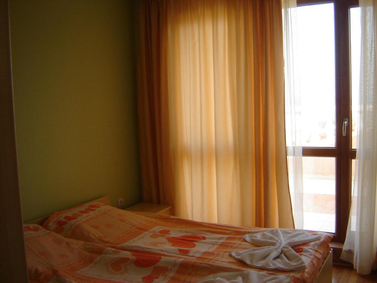 Byala Palace Apartments Exterior photo