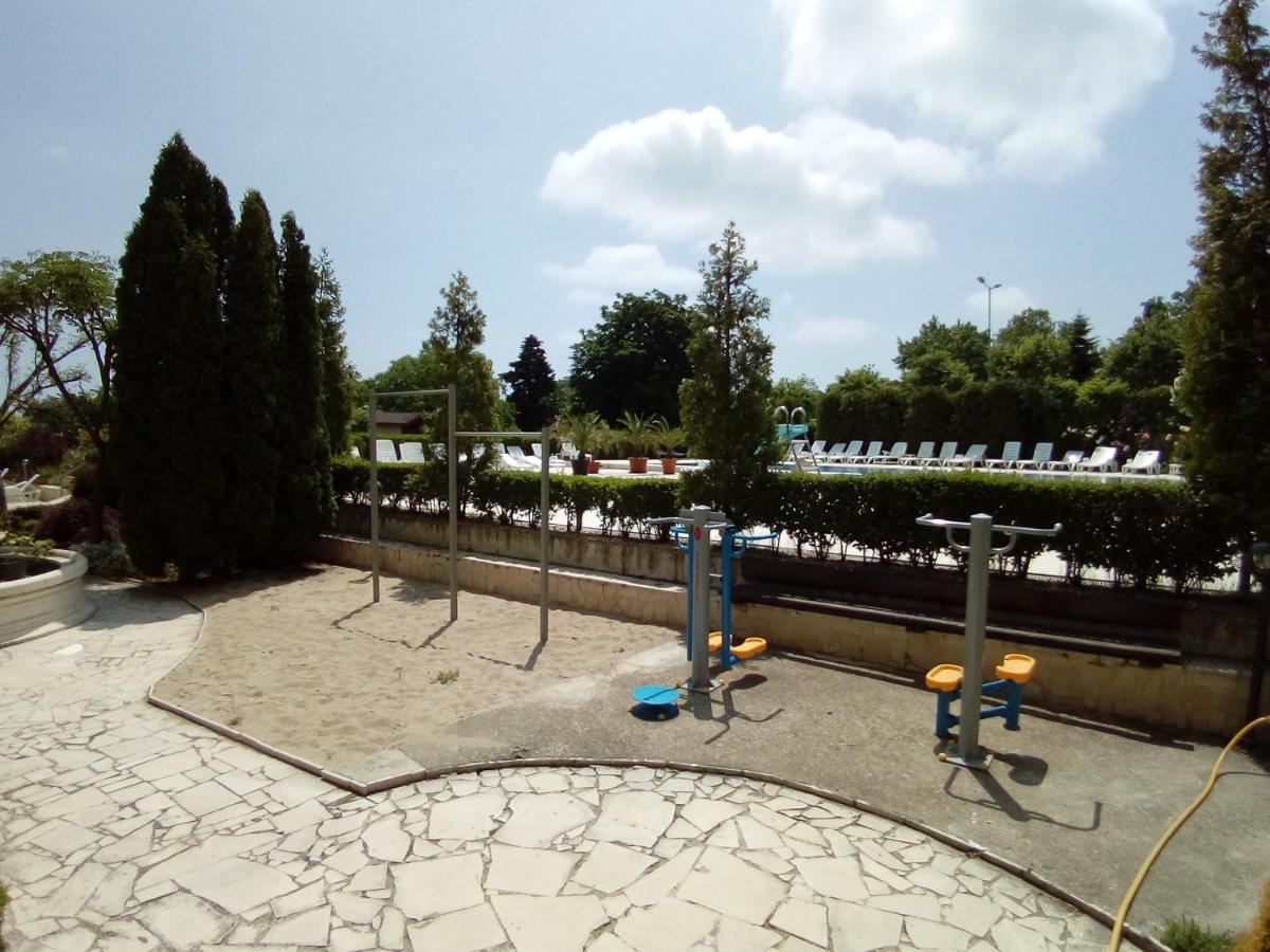 Byala Palace Apartments Exterior photo